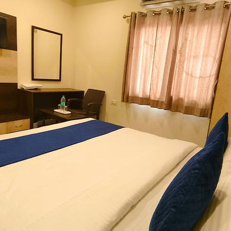 Hotel Rajputana Palace 烏代浦 外观 照片
